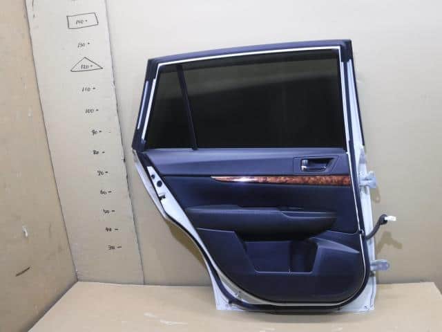 Rear Left Door Assembly SUBARU Legacy 2010 DBA-BR9 — photo 3