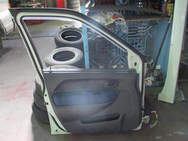 Front Left Door Assembly SUZUKI Kei 2007 CBA-HN22S — photo 2