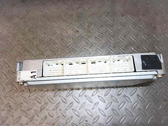 Engine Control Unit TOYOTA Prius 2004 DAA-NHW20 — photo 3