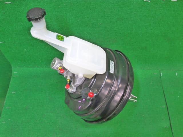 Brake Master Cylinder NISSAN Note 2017 DAA-HE12 — photo 3
