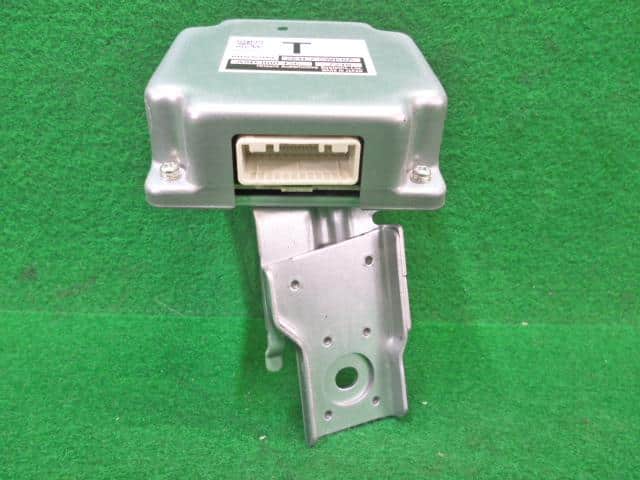 Control Unit NISSAN Note 2017 DAA-HE12 — photo 2