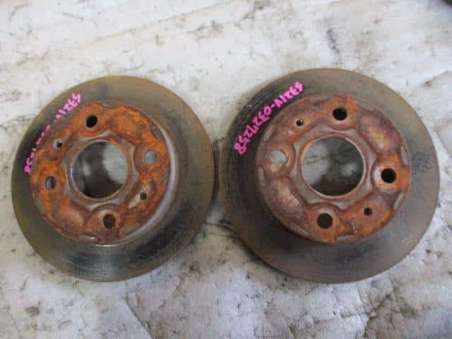 Front Disk Rotor DAIHATSU Hijet 2017 EBD-S321V — photo 1