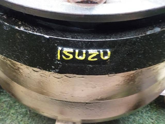 Front Right Hub Drum Assembly ISUZU ISUZU LARGESIZE CAR 2002 KL-CYJ23W3Z — photo 3