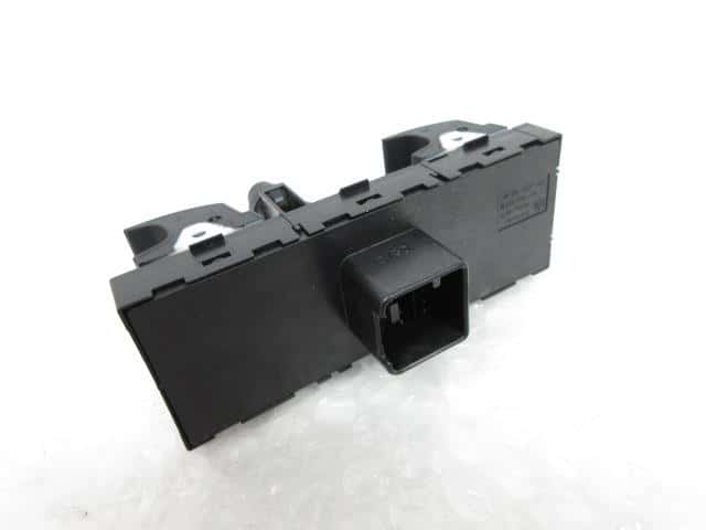 Power Window Switch VOLKSWAGEN Polo 2011 DBA-6RCBZ 1K4 959 857B — photo 2