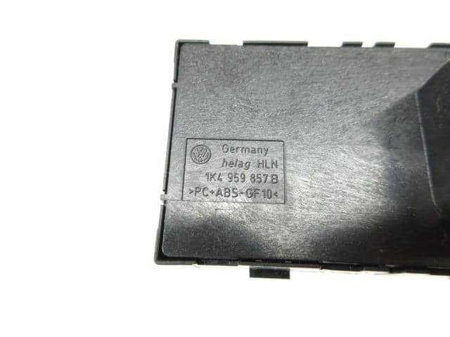 Power Window Switch VOLKSWAGEN Polo 2011 DBA-6RCBZ 1K4 959 857B — photo 4