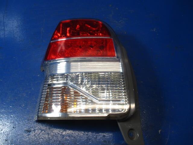 Left Tail Light TOYOTA Spade 2013 DBA-NCP141 — photo 1