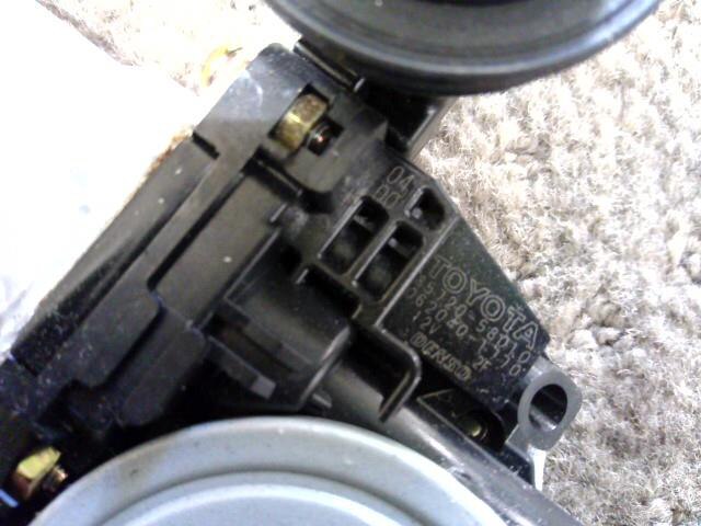 Rear Left Door Regulator TOYOTA Prius 2004 DAA-NHW20 — photo 2
