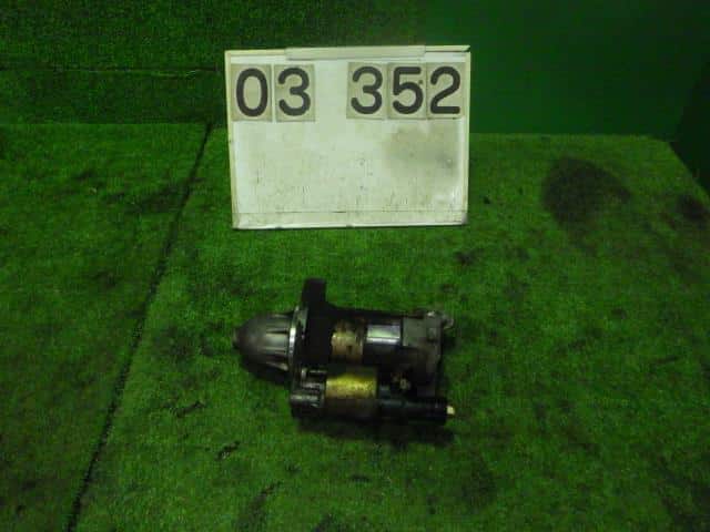 Starter HONDA Step Wagon 2001 LA-RF4 — photo 1