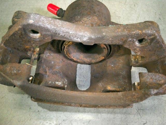 Front Right Caliper SUBARU Sambar 2003 LE-TT2 26292TC001 — photo 4