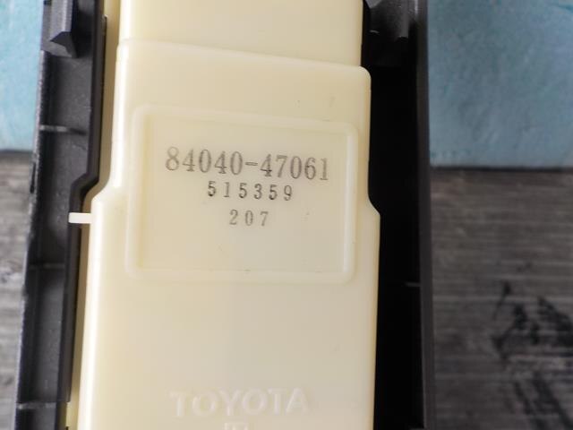 Power Window Switch TOYOTA Prius 2008 DAA-NHW20 — photo 4