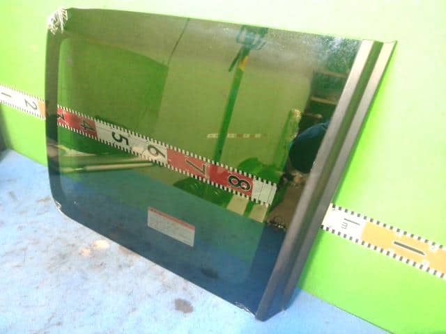 Door Windshield MITSUBISHI Delica D5 2009 DBA-CV5W 6121A202 — photo 4
