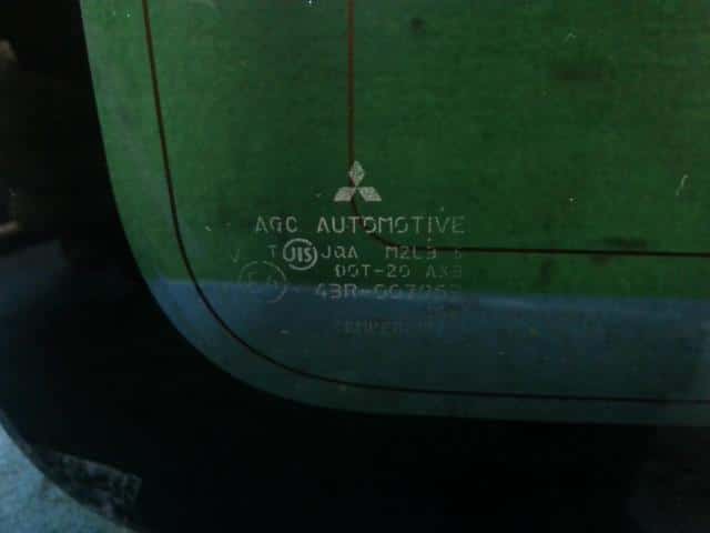 Door Windshield MITSUBISHI Delica D5 2009 DBA-CV5W 6121A202 — photo 2