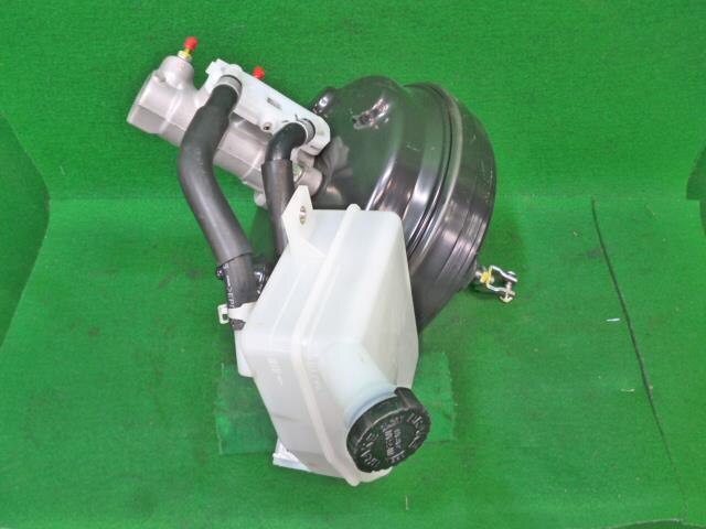Brake Master Cylinder NISSAN Atlas 2013 CBF-SQ2F24 — photo 3