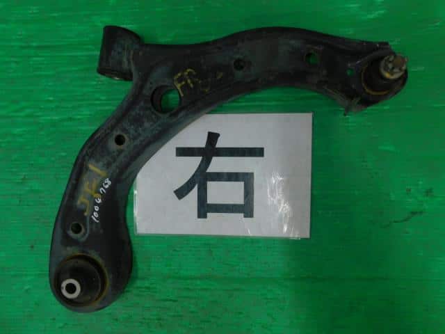 Front Right Lower Control Arm HONDA N BOX 2011 DBA-JF1 — photo 1