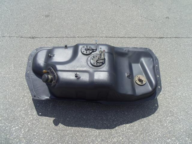 Fuel Tank TOYOTA Hilux Surf 1992 Q-LN130 — photo 5
