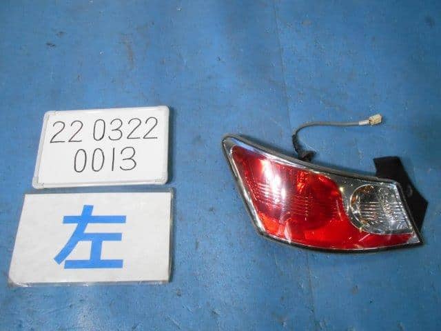 Left Tail Light TOYOTA bB 2008 DBA-QNC20 — photo 1