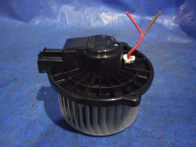 Blower Motor HONDA Odyssey 2008 DBA-RB4 — photo 2