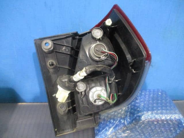 Left Tail Light SUZUKI Solio 2013 DBA-MA15S 3567054MA1 — photo 3