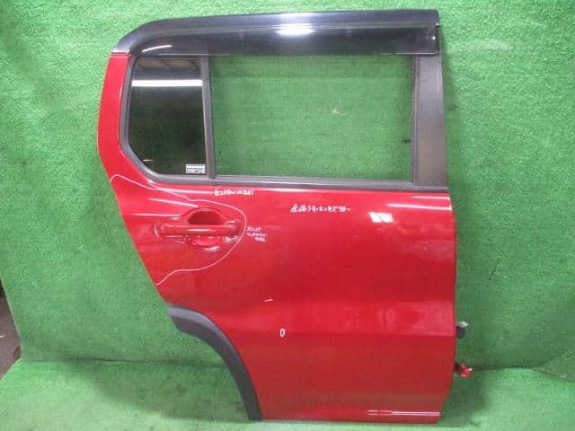 Rear Right Door Assembly SUZUKI Hustler 2017 DBA-MR31S 6800365P00 — photo 1