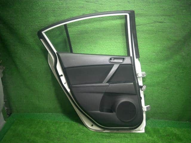 Rear Left Door Assembly MAZDA Axela 2013 ABA-BL6FJ BBY27302XK — photo 5
