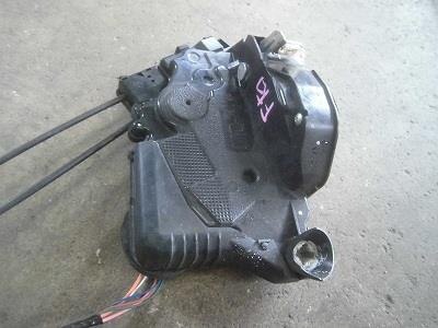 Door Lock Solenoid TOYOTA Vitz 2006 DBA-SCP90 — photo 2
