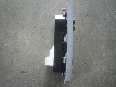 Power Window Switch TOYOTA Vitz 2006 DBA-SCP90 — photo 3