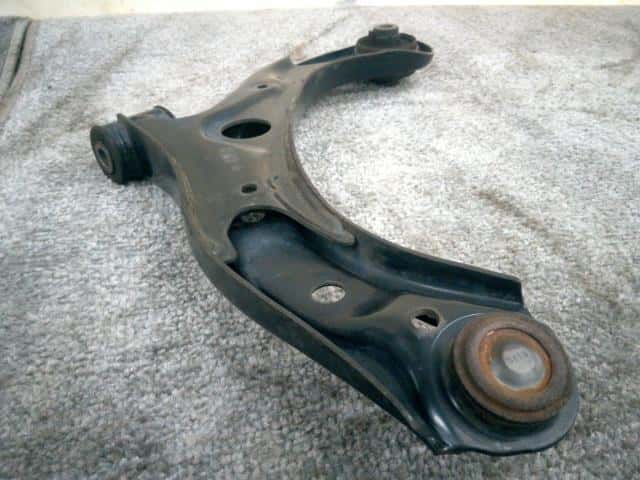 Front Right Lower Control Arm HONDA N BOX 2012 DBA-JF1 — photo 5