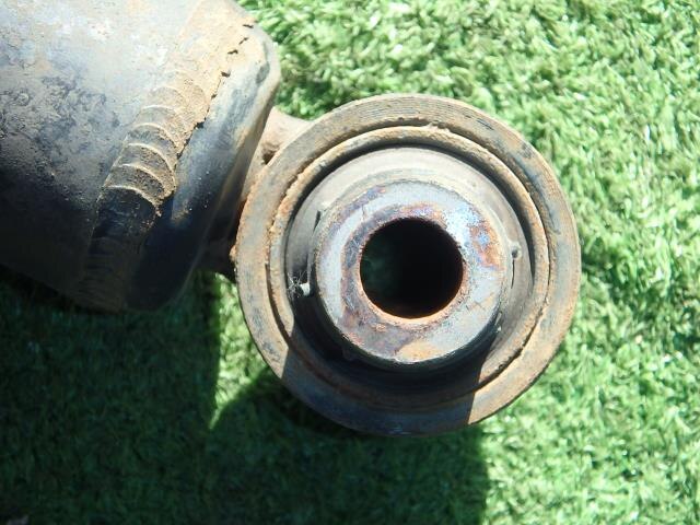 Rear Left Shock Absorber TOYOTA Mark X Zio 2007 DBA-ANA10 — photo 5