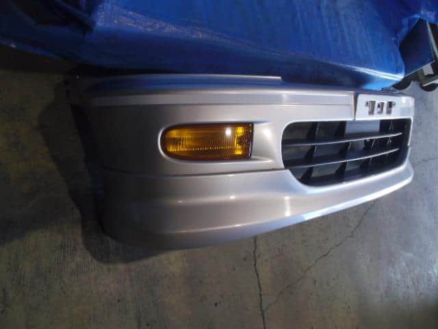 Front Bumper NISSAN Serena 1998 E-KBNC23 — photo 3