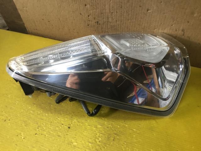 Right Tail Light NISSAN Dayz roox 2014 DBA-B21A — photo 4