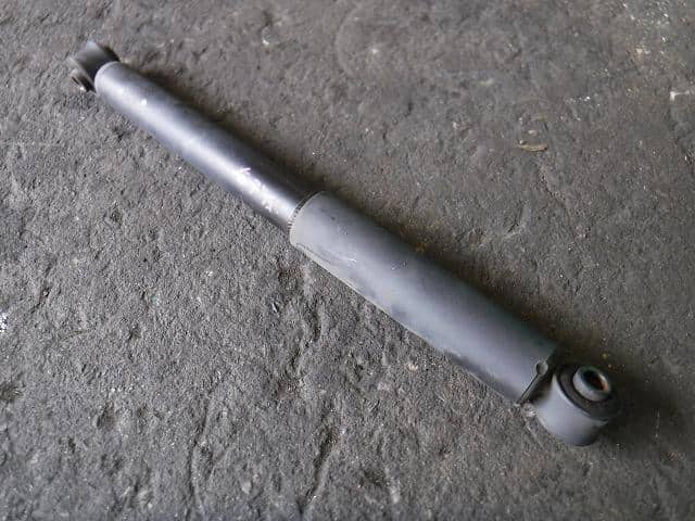 Rear Right Shock Absorber NISSAN Dayz 2016 DBA-B21 — photo 4