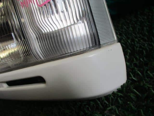 Left Headlight MITSUBISHI Minicab 1997 V-U42 — photo 4