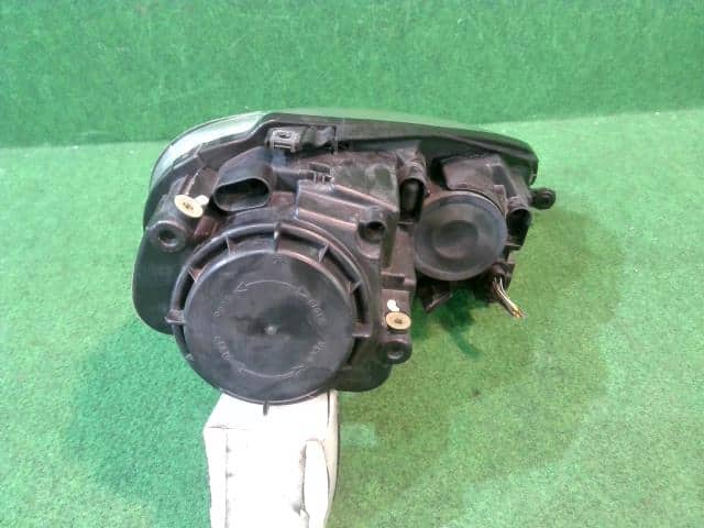 Left Headlight VOLKSWAGEN Golf 2006 GH-1KBLX — photo 3