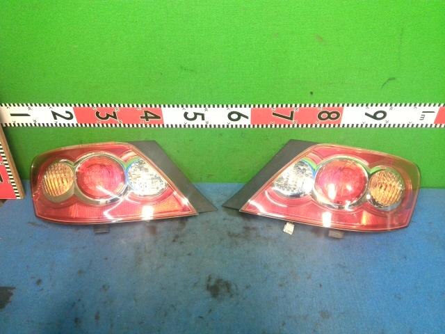 Light TOYOTA Mark X 2006 DBA-GRX125 — photo 1