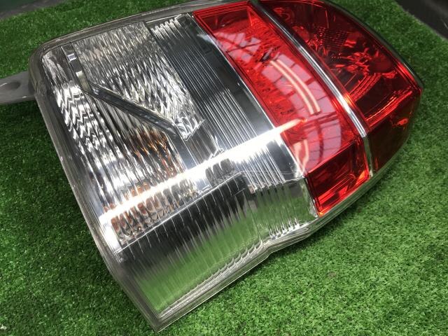 Right Tail Light TOYOTA Spade 2016 DBA-NSP141 — photo 2