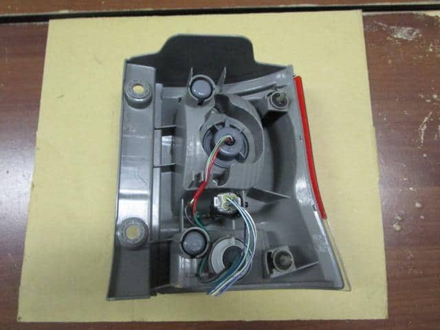 Left Tail Light DAIHATSU Tanto 2011 DBA-L385S — photo 2