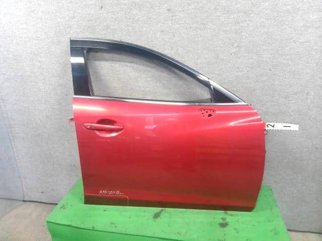 Front Right Door Assembly MAZDA Atenza 2015 LDA-GJ2AP GHY05802XJ — photo 1