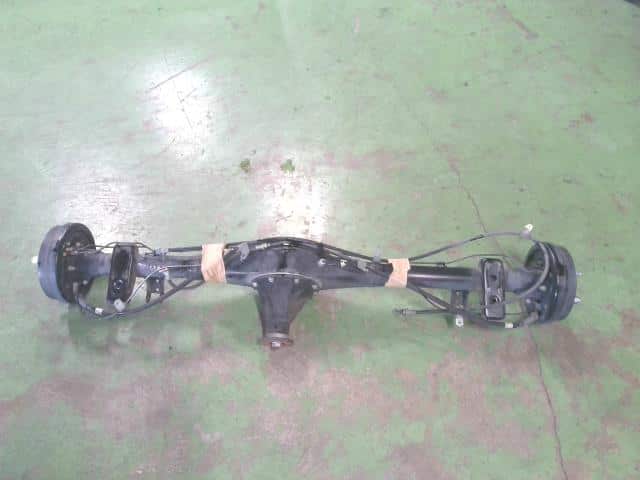 Rear Differential Housing Assembly MAZDA Scrum 2014 EBD-DG16T 1A142601XB — photo 1