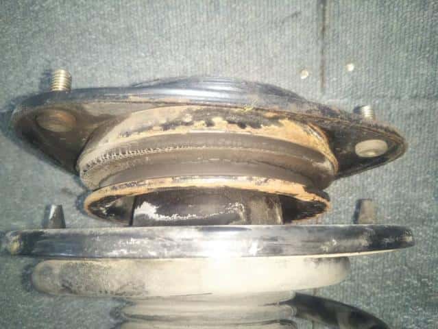 Front Right Strut SUBARU Legacy 2003 TA-BP5 — photo 5