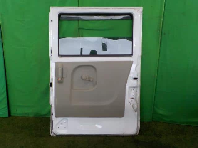 Rear Right Door Assembly MITSUBISHI Minicab 2016 HBD-DS17 — photo 5