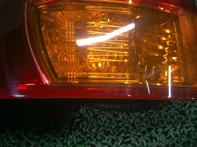 Left Tail Light TOYOTA Lexus is 2006 DBA-GSE20 — photo 5
