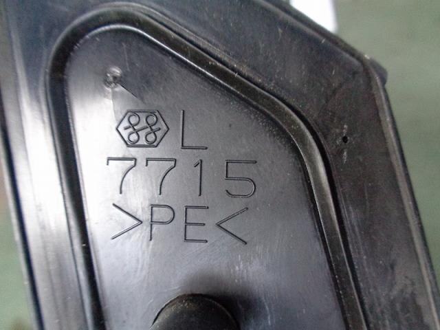 Left Side Mirror TOYOTA Wish 2003 UA-ZNE10 — photo 5