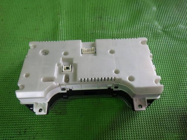 Speedometer Mitsubishi Fuso 2002 KK-FD70AB MK387918 — photo 2