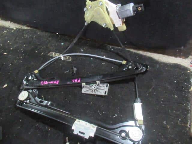 Front Left Door Regulator BMW 3 Series 2008 ABA-WA20 — photo 3