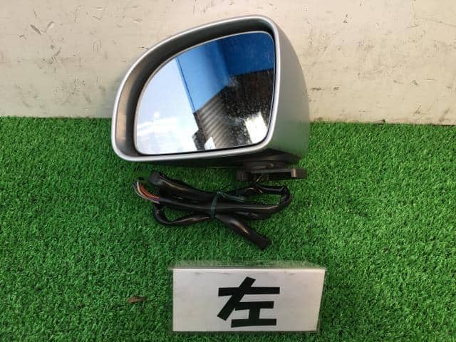 Left Side Mirror VOLKSWAGEN New Beetle 2002 GF-9CAQY — photo 4