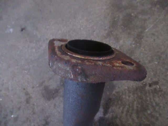 Exhaust Center Muffler NISSAN Laurel 2000 GF-GC35 — photo 4