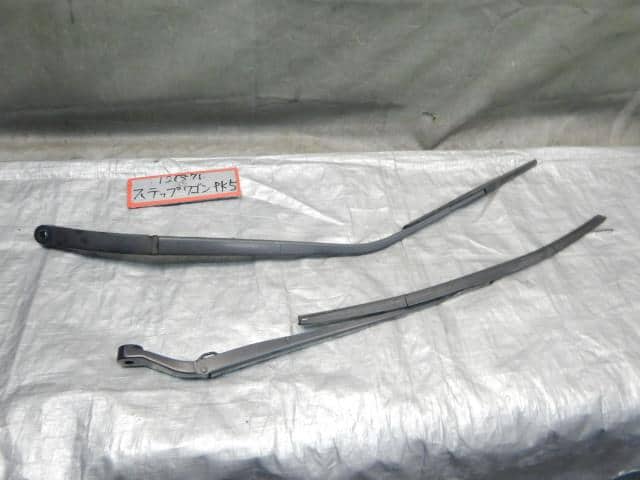 Exterior Parts HONDA Step Wagon 2010 DBA-RK5 — photo 1