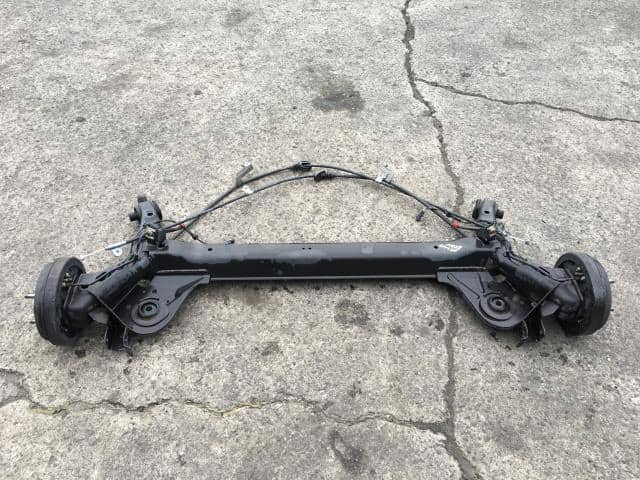 Rear Axle Beam Assembly MITSUBISHI eK Wagon 2019 5BA-B33W — photo 4