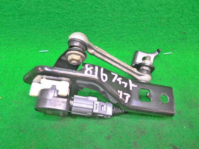 Sensor HONDA Fit 2014 DAA-GP5 — photo 1