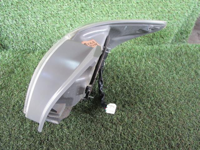 Left Tail Light TOYOTA Mark X Zio 2009 DBA-ANA10 — photo 3